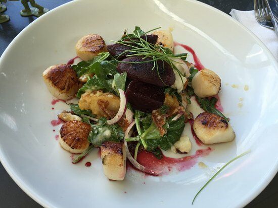 Salamander Tavern Bistro